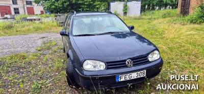 Lengvasis automobilis VW Golf aukcione nuo 1200 EUR