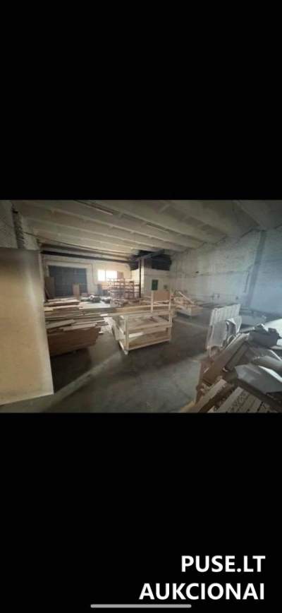 Baldų gamybos įmonės atsargos aukcione Trakų rajone pradinė kaina 86178 EUR