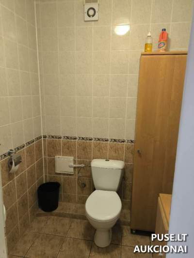 Administracinės ir komercinės patalpos Vilniuje, Antakalnio g. 42, 181 kv.m su garažu - 405900 EUR