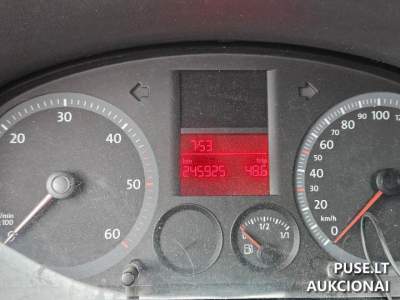 Naudotas VW Caddy mikroautobusas 2005 m. Vilniuje, pradinė kaina 1690 EUR