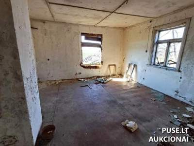 1/2 dalis gyvenamojo namo su 0.58 ha sklypu Kėdainių rajone, Užžartėlės k., pradinė kaina 1741 EUR