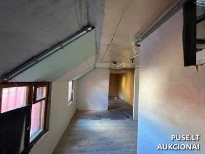 Mažas 27 kv.m. butas Vilniuje, Užupio g. 3, pradinė kaina 103080 EUR
