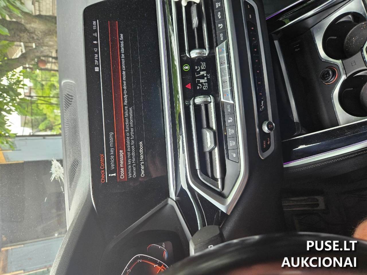 Keleivinis automobilis (visureigis)BMW  X5 xDrive30d Keleivinis automobilis 23
