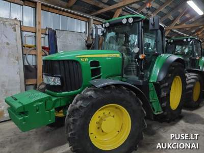Traktorius John Deere 6930 aukcione, pradinė kaina 25200 EUR
