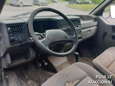 VW Transporter T4 1993m. mikroautobusas 50kW Vilniuje pradedamas aukcionas nuo 200 EUR