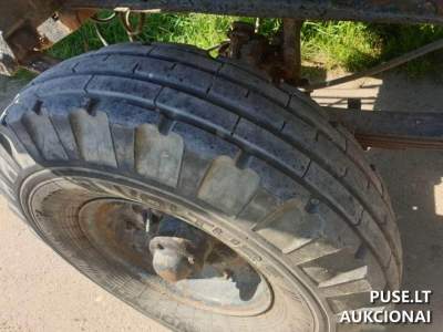 Savivartė priekaba 2PTS-4 su metaliniais bortais parduodama aukcione Vilniuje nuo 100 EUR