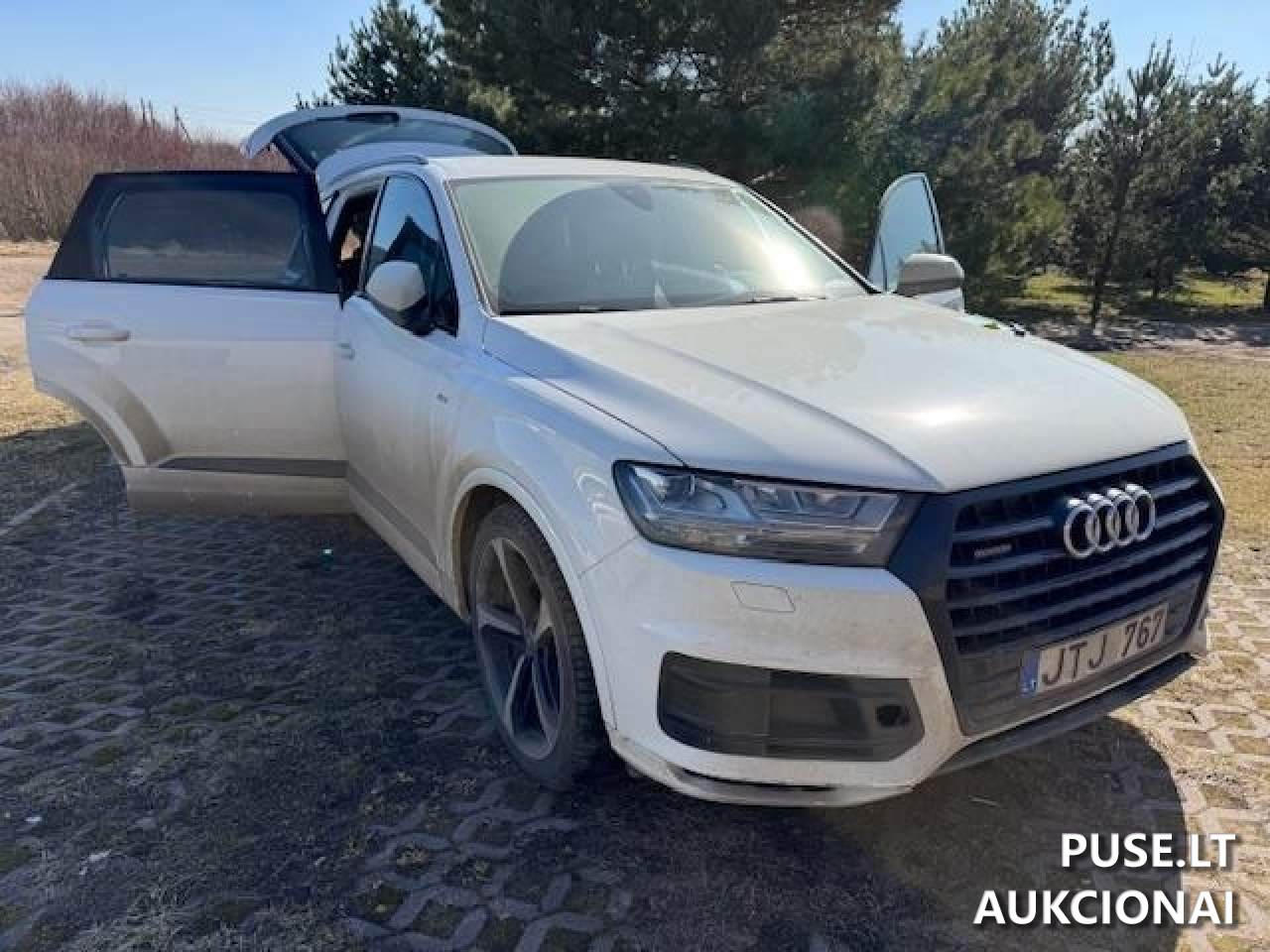 Automobilis AUDI Q7 Lengvasis automobilis 2