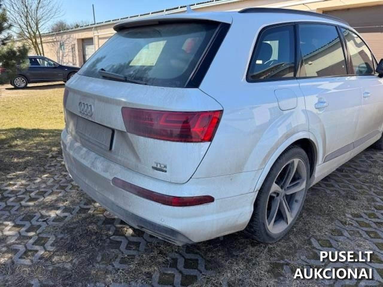 Automobilis AUDI Q7 Lengvasis automobilis 3