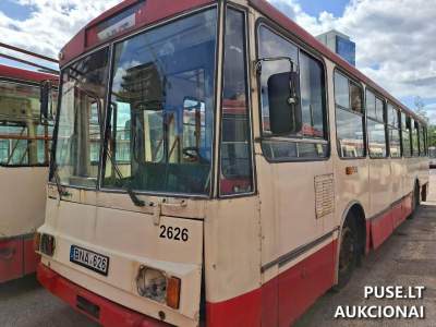 Naudotas sunkvežimis ŠKODA 14 TR aukcione Vilniuje pradinė kaina 1600 EUR