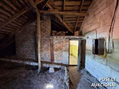 12/100 dalis palėpės Kaune, J. Gruodžio g. 31, parduodama už 13361 EUR - dalinė nuosavybė