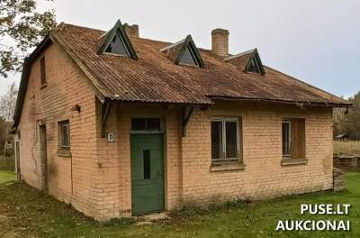 Nekilnojamojo turto aukcionas Skuodo rajone: Pirtis Barstyčių miestelyje, pradinė kaina 4938 EUR
