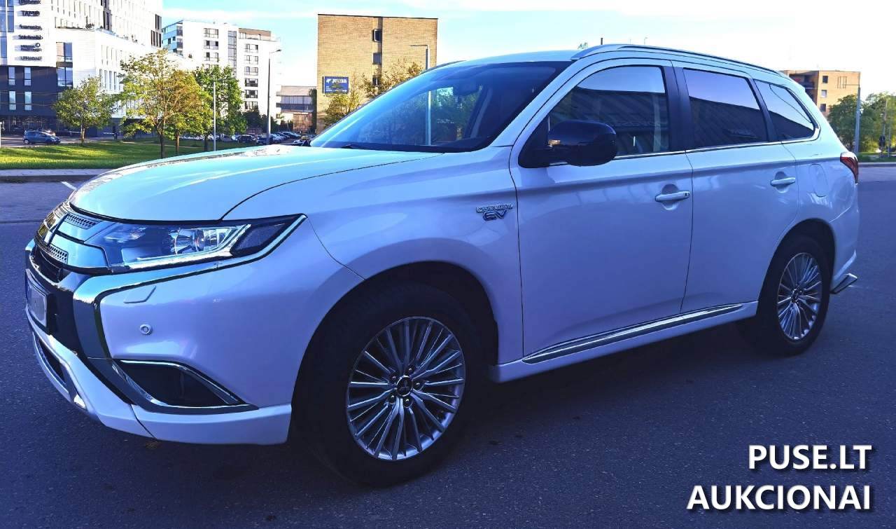 Mitsubishi Outlander PHEV Lengvasis automobilis 3