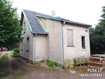 1/7 dalis gyvenamojo namo Gudelių g. 39, Vilkaviškio r. su ūkiniais pastatais 2190 EUR