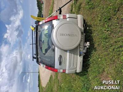 Lengvasis automobilis HONDA CR-V 2005 m. parduodamas aukcione nuo 2210 EUR