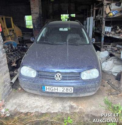 VW Golf automobilio aukcionas, pradinė kaina 1190 EUR - Registruokis iki 2025-09-29