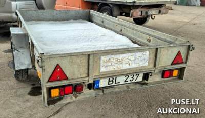 Lengvoji priekaba C-275L-P 2007 m. parduodama aukcione už 680 EUR