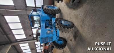 Ratinis traktorius MTZ82 parduodamas aukcione pradine kaina 4250 EUR