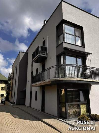 Gyvenamojo namo dalis Kaune, Aukštaičių g. 94, pradinė kaina 25360 EUR - 2/100 dalis pastato