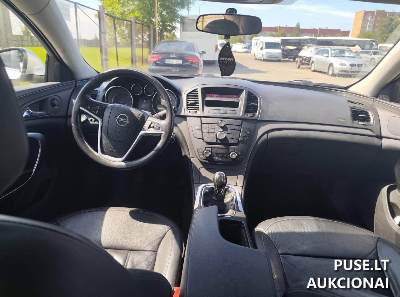 Opel Insignia Lengvasis automobilis 1