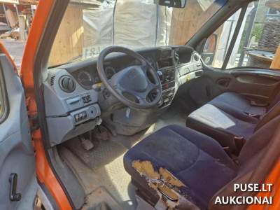 Autobokštelis Iveco 50C15D Vilniuje, aukcionas nuo 1500 EUR, 2008m. dyzelinas