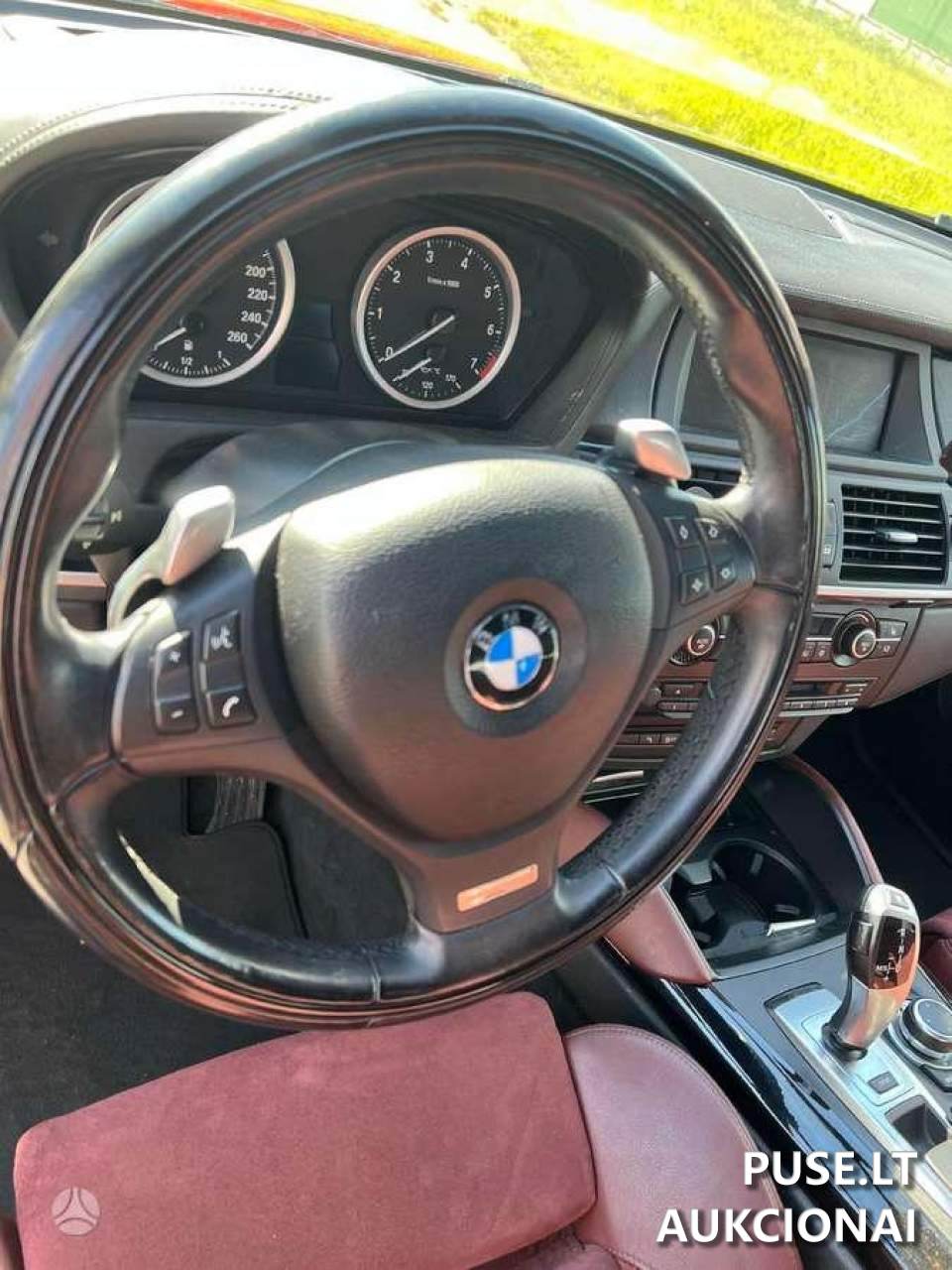 BMW X6 xDrive50i Keleivinis automobilis 8