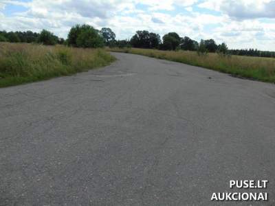 Orlaivių kilimo takas Šiaulių rajone 52935 EUR pradinė kaina - 12788 kv.m. asfaltbetonio danga