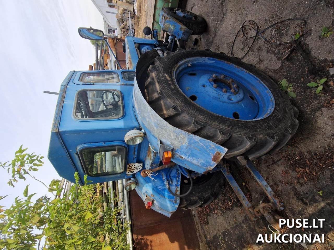 Traktorius T40 AM ir sniego valytuvas Nenurodyta 1