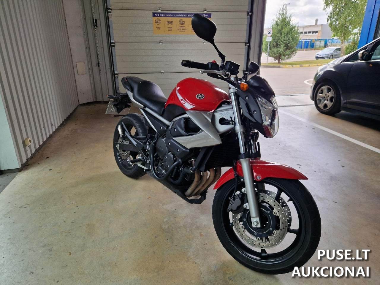 Yamaha XJ6, 2010 m., 882AC Motociklas 4