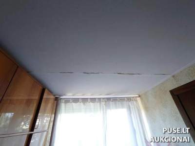 3 kambarių butas Kaune, R. Kalantos g. 119A, patenkinama būklė, pradinė kaina 62880 EUR