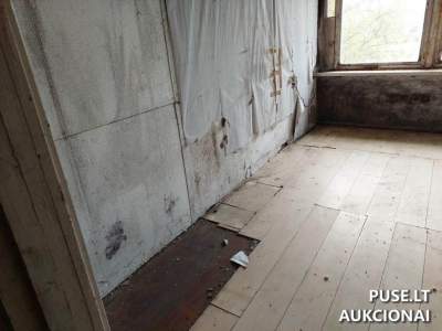 Nebrangus butas Jonavos rajone, Petrašiūnų vienkiemyje 5410 EUR pradine kaina