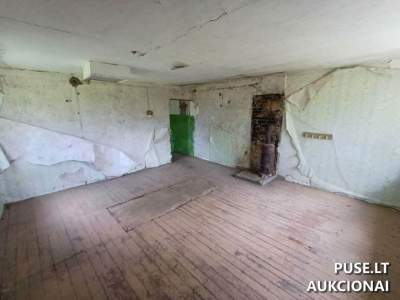 Parduodamas 40 kv.m. butas su rūsiu Šiaulių rajone, Kentraičių k. už 720 EUR pradinę kainą