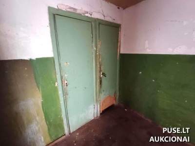 Patalpos/Butas Radviliškio r. sav., Vėriškių k. Ropokalnio g. 8-12 parduodamos aukcione už 470 EUR