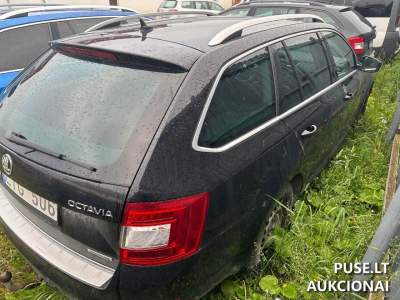 Lengvasis automobilis Skoda Octavia 2014 m. 5500 EUR aukcione