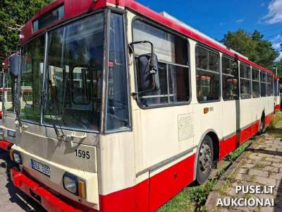 Parduodama SUNKVEŽIMIO dalis ŠKODA 14 TR 13 Vilniuje, pradinė kaina 1651 EUR, aukcionas spalio mėnesį