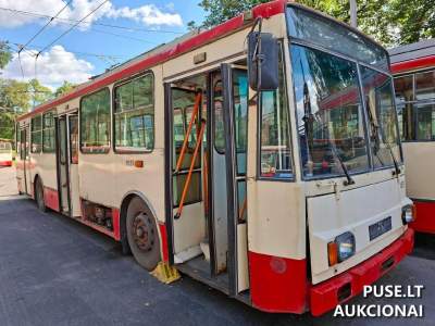 Skoda 14 TRM transporto priemonė aukcione Vilniuje, pradinė kaina 1790 EUR