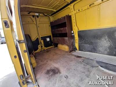 Krovininis mikroautobusas Renault Master 2012 m. pradinė kaina 3160 EUR – Paskelbtas aukcionas