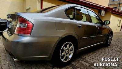 Lengvasis automobilis Subaru Legacy 2005m. Vilniuje, pradinė kaina 800 EUR