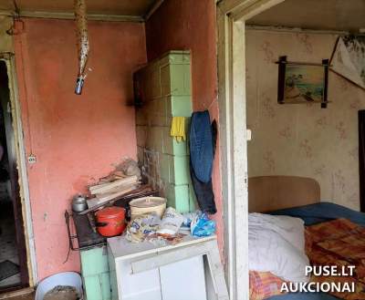 Mažos kainos butas Mažeikių rajone, Plinkšiuose, 1340 EUR pradinė kaina - Savivaldybės aukcionas