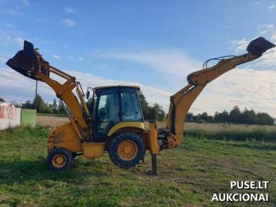 Krautuvas KOMATSU WB91R-5 aukcione nuo 500 EUR - 2007m. 60kW technika