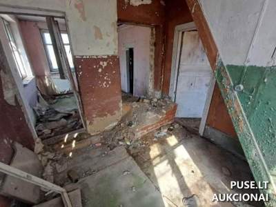 Nekilnojamojo turto pardavimas aukcione: 37/100 Dalys Gyvenamojo Namo Joniškio r. Damelių k. su ūkiniais pastatais nuo 251 EUR