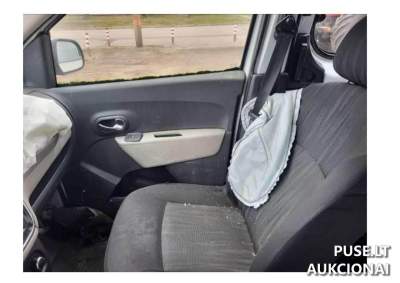 Krovininis automobilis Dacia Dokker 2015m. Kaune, pradinė kaina 556 EUR