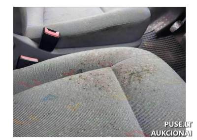 Lengvasis automobilis VW Transporter 2004m. dyzelis parduodamas aukcione Kaune nuo 1012 EUR