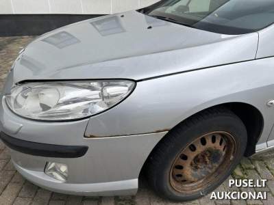 Peugeot 407 Vilniuje – automobilis aukcione, pradinė kaina 200 EUR
