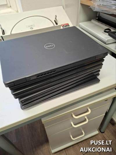 Nešiojamieji kompiuteriai Vilniuje (Rodūnios kel. 2) – pradinė kaina 1250 EUR