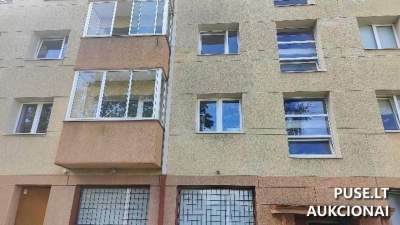 Butas Šiauliuose, Vilniaus g. – 1/2 dalis, 43 m², pradinė kaina 26 160 €