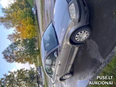 VW Passat parduodamas Joniškyje aukcione – pradinė kaina 300 EUR