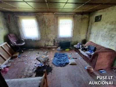 Butas Šiaulių r. sav., Sauginiuose, Bytos g. 8 – pradinė kaina 980 € (aukcionas 2025-12-03)