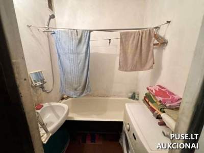 Butas Vilniuje, Vaduvos g. 36 (1/2 dalis) – pradinė kaina 32 800 EUR