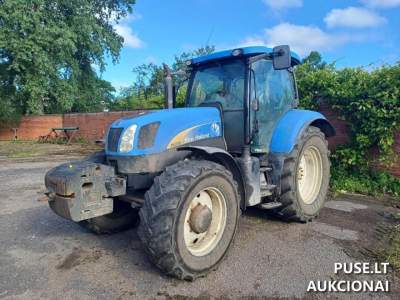 Klaipėdoje parduodamas ratinis traktorius New Holland T6070 - 15 000 EUR