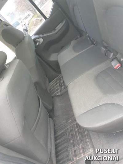Nissan Navara Vilniuje (dyzelis, 2013) – pradinė kaina 500 EUR